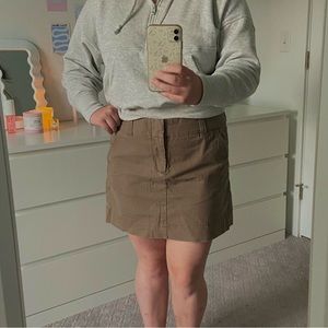 gap cargo skirt